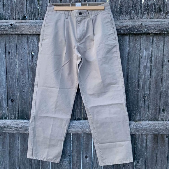 GAP Other - GAP Hudson 100% cotton khaki pants size 31/32